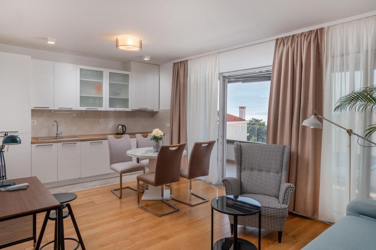 Solu Apartment Promajna Esterno foto